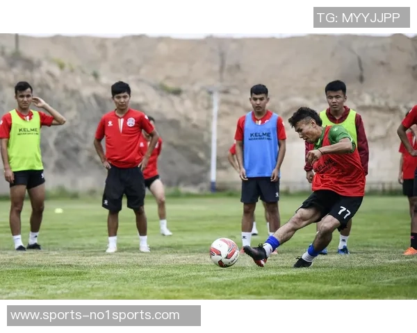 瓜拉尼足球俱乐部的辉煌历程与未来展望：从草根到职业的蜕变之路